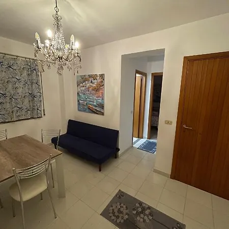 Casa Di Claudio A Appartement Capo dʼOrlando